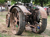 Tracteur (Fete de la Moisson St Simeon de Bressieux 2006) (03)